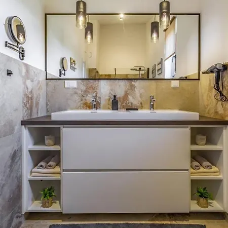 Villa Amica By Guide