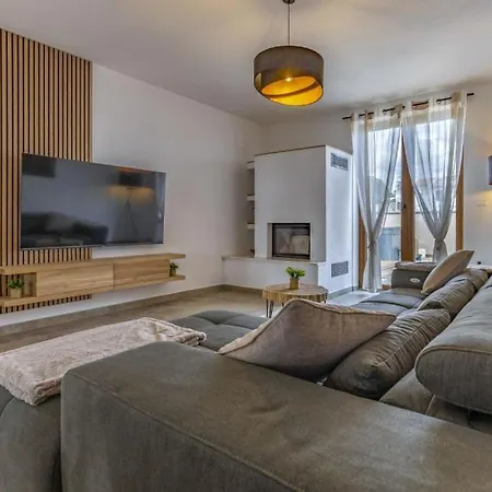 Villa Amica By Guide *