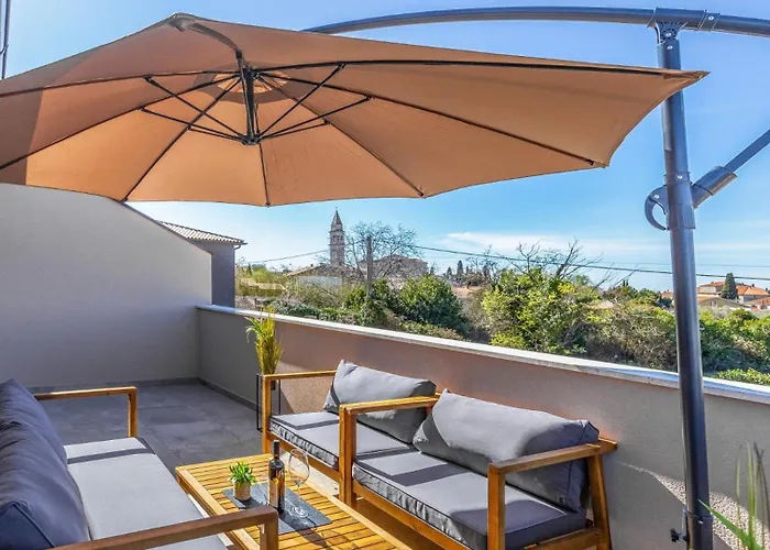 Amica By Guide * וודניאן